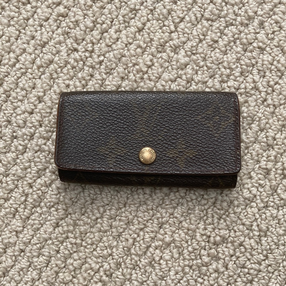 Louis Vuitton Dark Brown Monogram Key Holder Authentic GUC - Picture 1 of 7